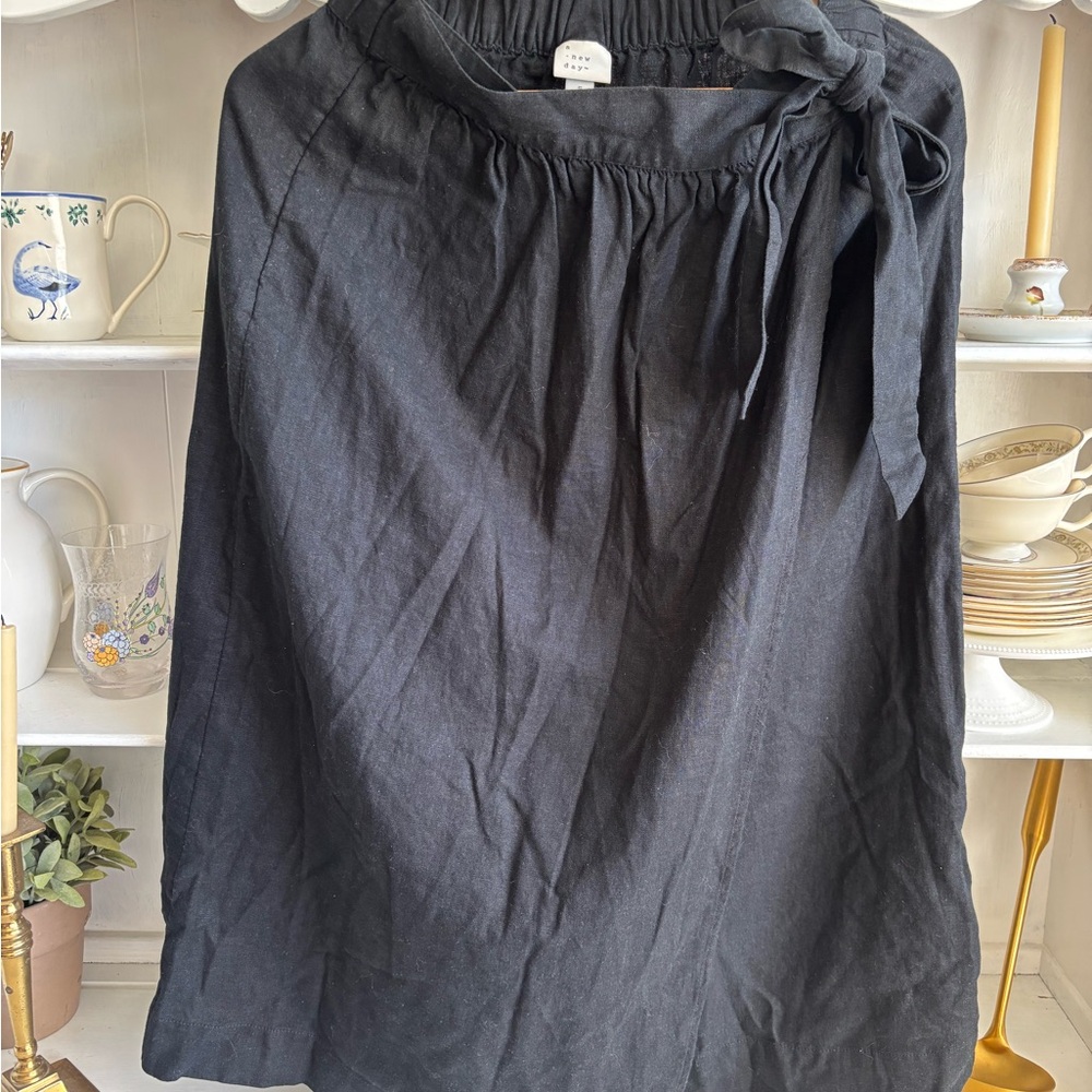 a new day Black Midi Skirt